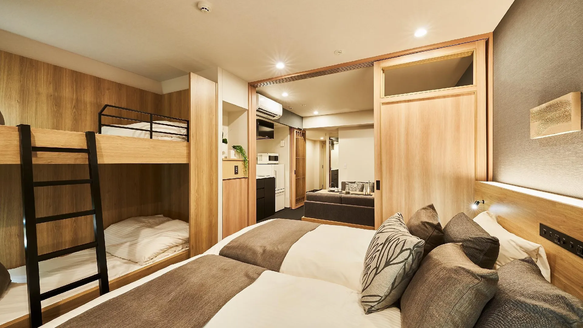 Hotel Mimaru Kyoto Shinmachi Sanjo 4*,  Japon