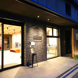 M's Sanjo Omiya *** Kioto
