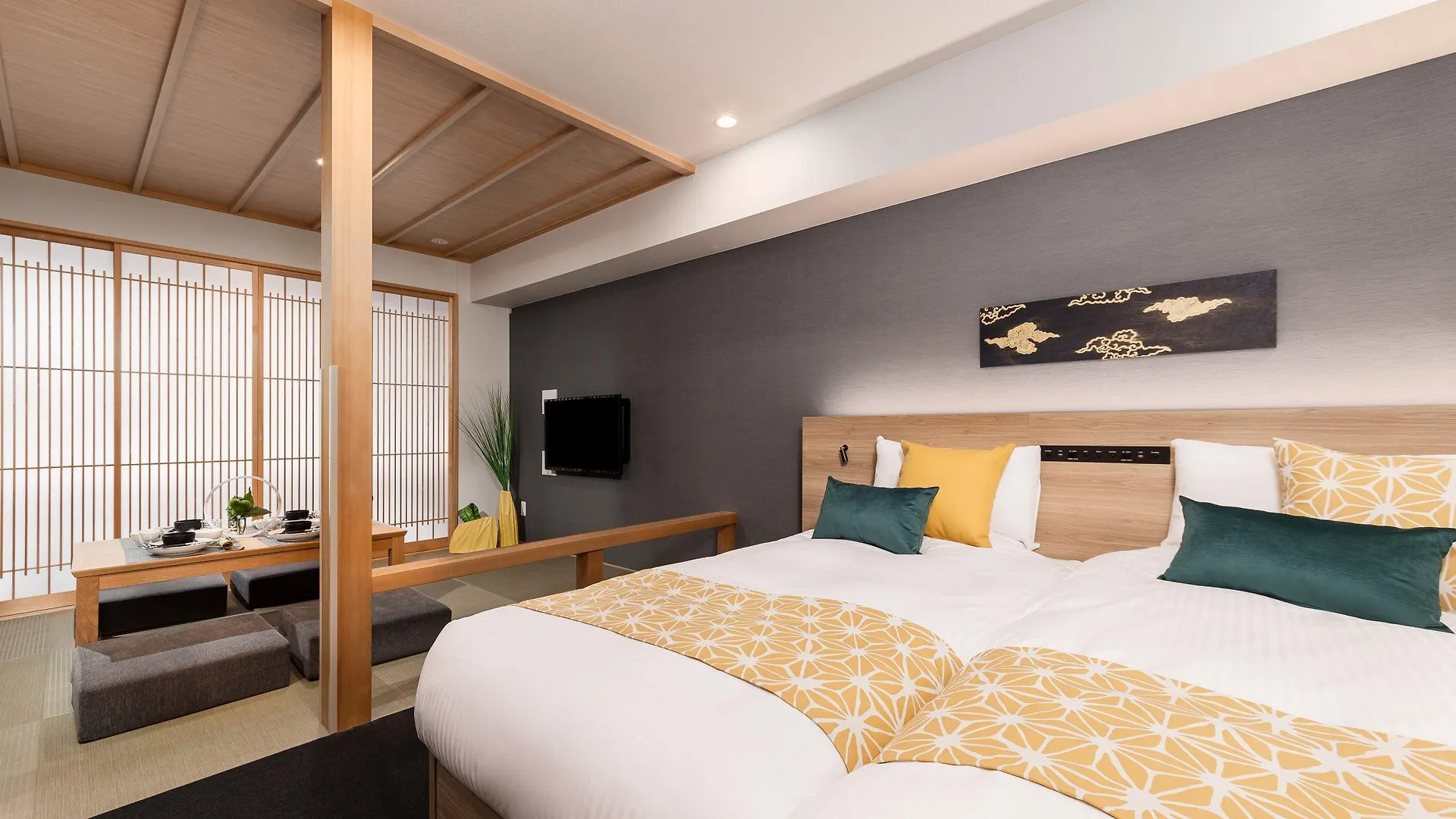 Mimaru Kyoto Shinmachi Sanjo Hotel